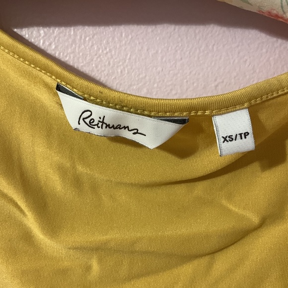 3/10$ Tank top Reitmans - Picture 3 of 3